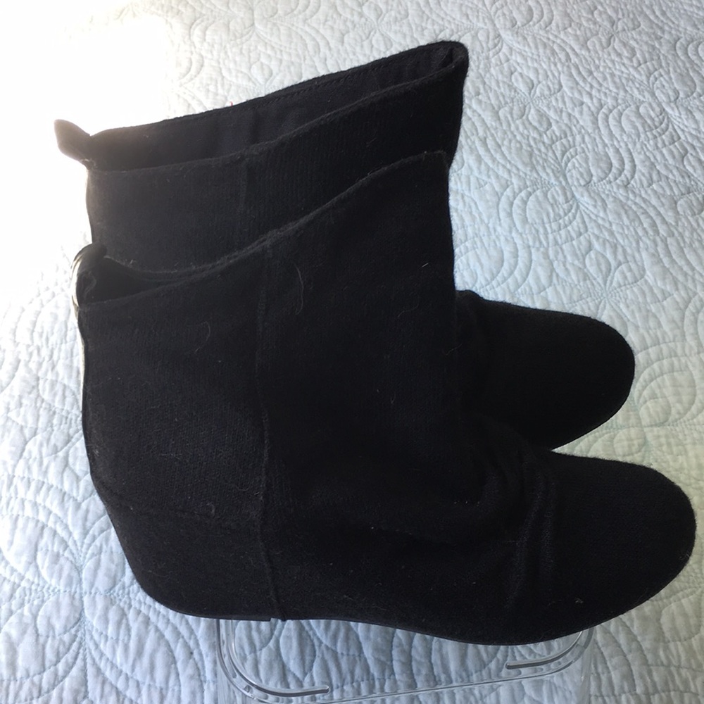 Aldo bootie wedges